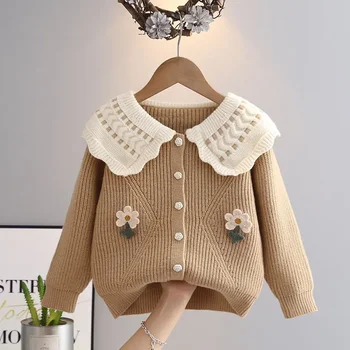 Детски момичета Флорални пуловери Питър Пан яка памучни върхове 2023 Нови деца ежедневни плетени жилетка принцеса есен зимни дрехи