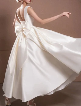 Елегантна малка бяла къса сватбена рокля Квадратни презрамки за врата Дължина до глезена Сатен с лък булчински рокли Vestido De Noiva