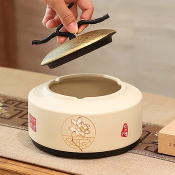 Нов китайски стил прости орнаменти офис творчески керамичен пепелник масичка за кафе хол дом с капак анти-летлива пепел