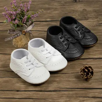 Нова ретро кожа бебешки обувки еластична каишка дизайн класически цвете мода момчета бебе ходене обувки без хлъзгане 0-18 месеца