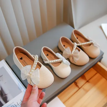 Обувки за момичета пролет и есен 2023 Нова бяла перла момиче бебе меки подметки обувки чуждестранен стил детски апартаменти деца принцеса обувки