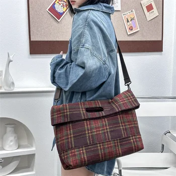 Сгъваема чанта Crossbody Луксозна дизайнерска дамска чанта Висококачествена дамска чанта за рамо Голям капацитет квадратна чанта Голяма пазарска чанта