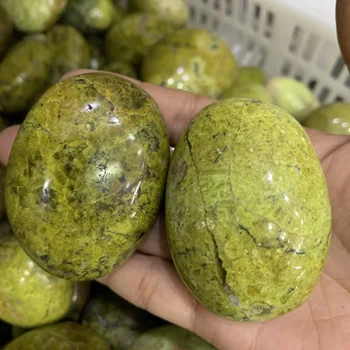 естествен зелен опал Палмови камъни Лечебна терапия със скъпоценни камъни Тревога Кристални камъни
